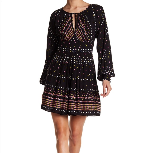 Free People Dresses & Skirts - FREE PEOPLE CORYN LONG SLEEVE MINI DRESS 0